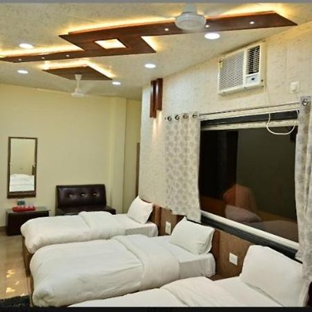 Hotel Raghuveer Inn By Bookingcare Sitapur Muafi Eksteriør billede